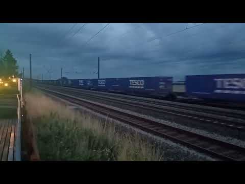 DRS 66431 with loaded a Tesco container train