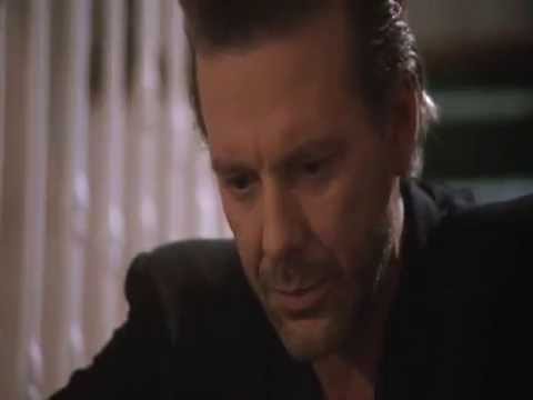 Mickey Rourke"Quereis destruirme pero no estais a mi altura"