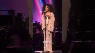 This is the figure who once shook the world of music #DianaRoss #diva #80s #SteelBall_rock