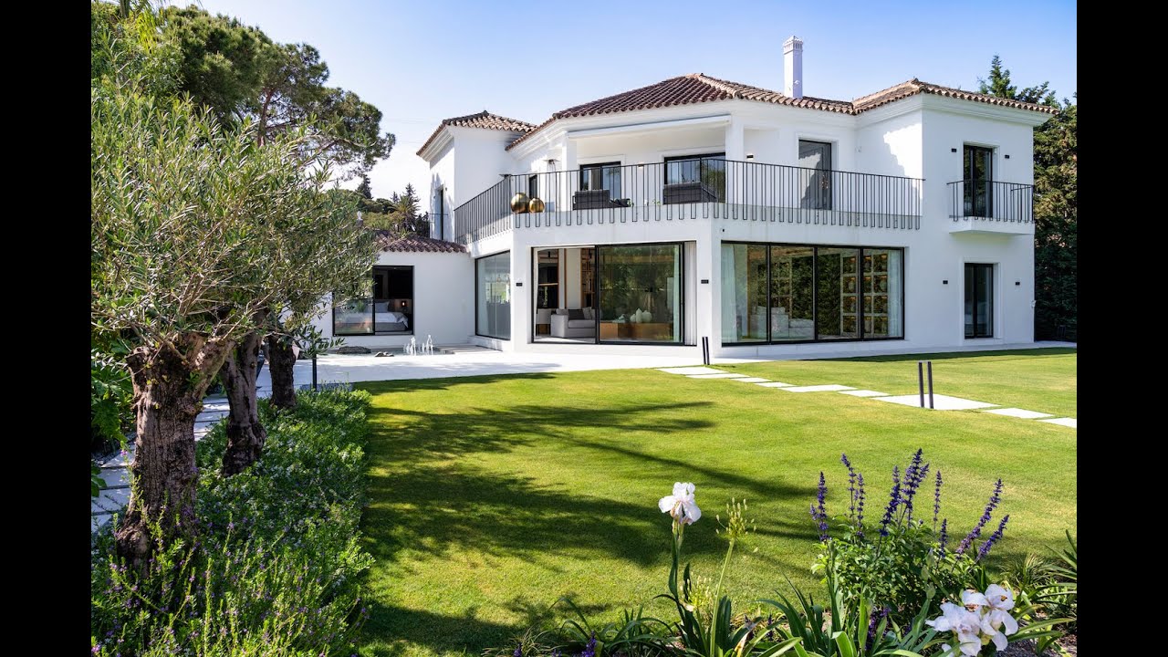 Un luxe inégalé à Villa Diamond, un superbe havre de paix de 6 chambres à vendre à Nueva Andalucia, Marbella