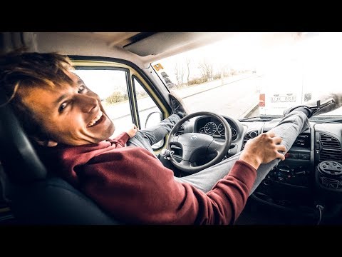 G-WAGONS ARE COOL BUT THEY DON'T HAVE BEDS! | VLOG² 108
