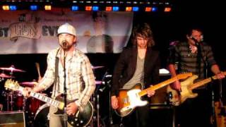 Alpha Rev - China Sunrise @ VH1 Best Cruise Ever 2011