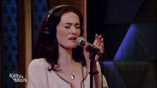 Stereophonic – “Bright” on Live with Kelly and Mark