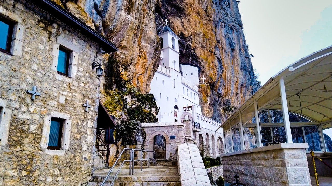 12.5.2021. У 21:30, УЖИВО МОЛИТВА И РАЗГОВОР СА О. МИЛОРАДОМ МИРОВИЋЕМ