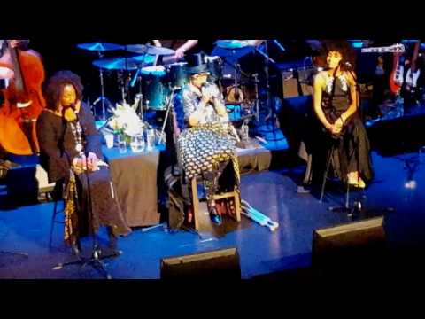 Dee Dee Bridgewater, Dianne Reeves & Esperanza Spalding - live at Apollo Theater