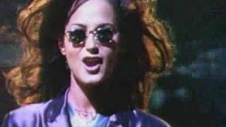 Chely Wright - Listening To The Radio