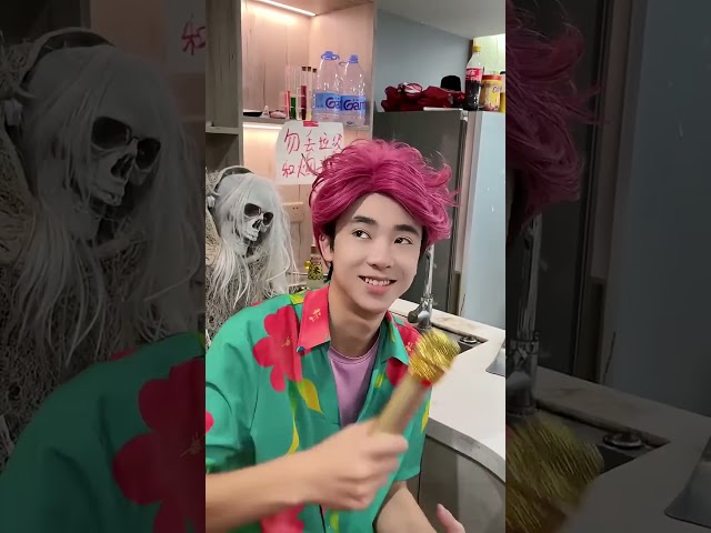 Vídeo relacionado con HIZYZ Zapatillas de Lona de Alta Parte Superior Anime Cosplay Unisex