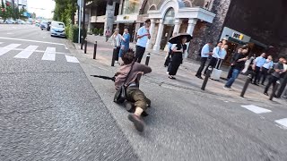【手錠で逮捕&留置】全速力で逃げる疑いがある男は転んでも諦めないが警察官にガッシリと現行犯逮捕される　ドキュメンタリー　日本のリアル　注意喚起　気をつけてください