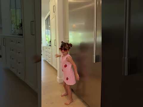 Madison did 😎 #LaFamilleVentura #bffgoals