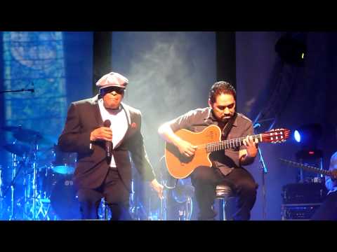 Al Jarreau - Life in Schaan - 05.07.2014 - Scat Singing and Guitar Solo John Calderon - LIVE !!!