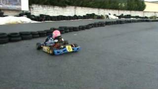 preview picture of video 'ANA KART de ATARFE haciendo trompos y giros en RC kart. 2009 VOB'