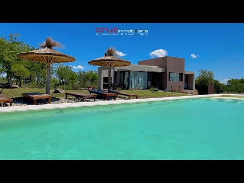 Casa de Montaña con piscina en Los Molles, San Luis. U$D 160.000.-