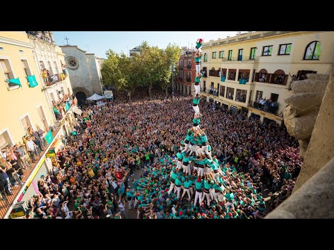 Castellers de Vilafranca - Pilar de 9 amb folre, manilles i puntals carregat - Tots Sants 2022