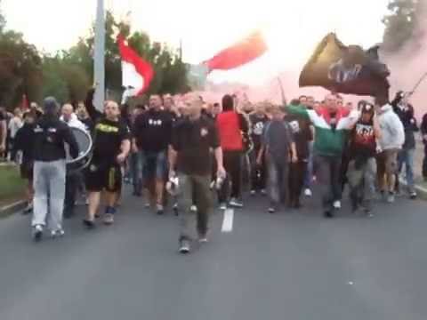 DVTK vs. DVSC 16/17 - A diósgyőri ultrák vonulása