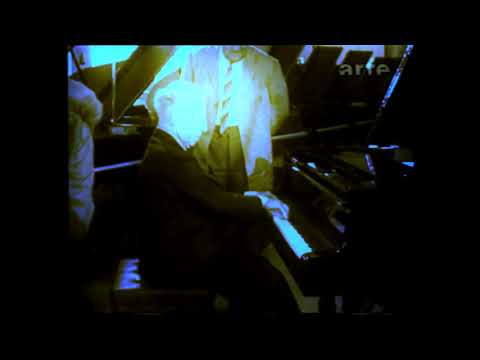 Chopin Etude Op. 10, No. 1. ARTHUR RUBINSTEIN in HAMBURG 1966. Remastered, Colored.