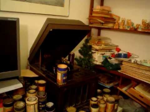 THAT REUBEN TANGO HUSKIN' BEE