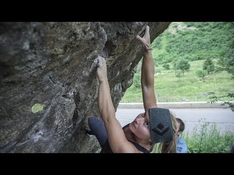 Hazel Findlay And The Chamonix Bouldering Crew