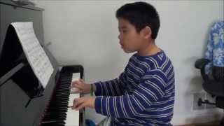 Sonatina In C Major (op.36 no.1 - 3rd mov) by Muzio Clementi. Pianist: Minh Dang 7yr old