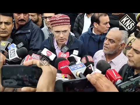 "I am deeply saddened by the martyrdom of our brave police head constable. Such "cowardly" attacks cannot weaken us or achieve their objective.   I pay my heartfelt tributes, pray for strength to the bereaved family, and have full faith the police will bring those responsible to justice": CM #OmarAbdullah