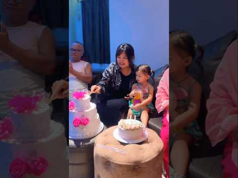 LOVE LAUGHS AND CAKE || Zuni Thwdam 🎉💕