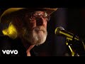 Don Williams - Sing Me Back Home (Official Video)