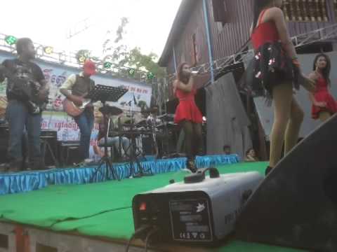 Srolanh smos bong tha oun mok by srey leak