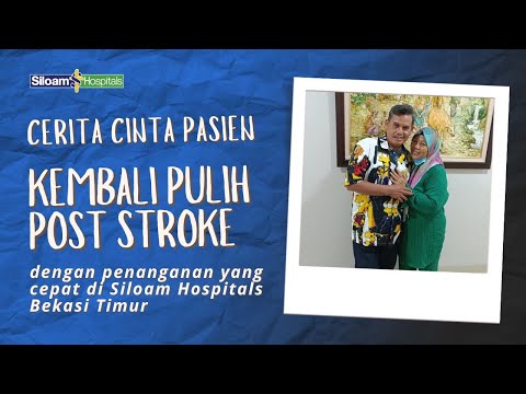 Doctor explaining about stroke treatment