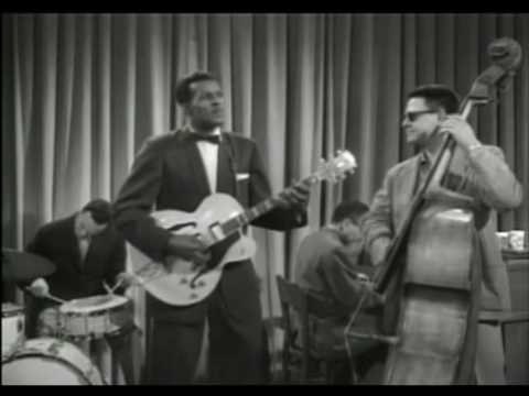 Chuck Berry - LITTLE QUEENIE - 1959 HQ!