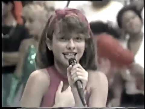 Trem da Alegria - Piuí Abacaxi | Cassino do Chacrinha, 1988