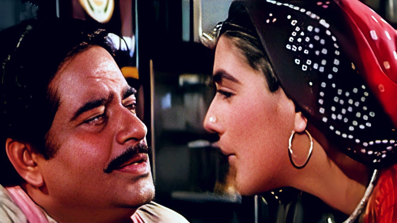 Mere Hotel Ka Laddu Khaoge Kya | Shatrughan Sinha, Amrita Singh Romantic Scene | Khudgarz