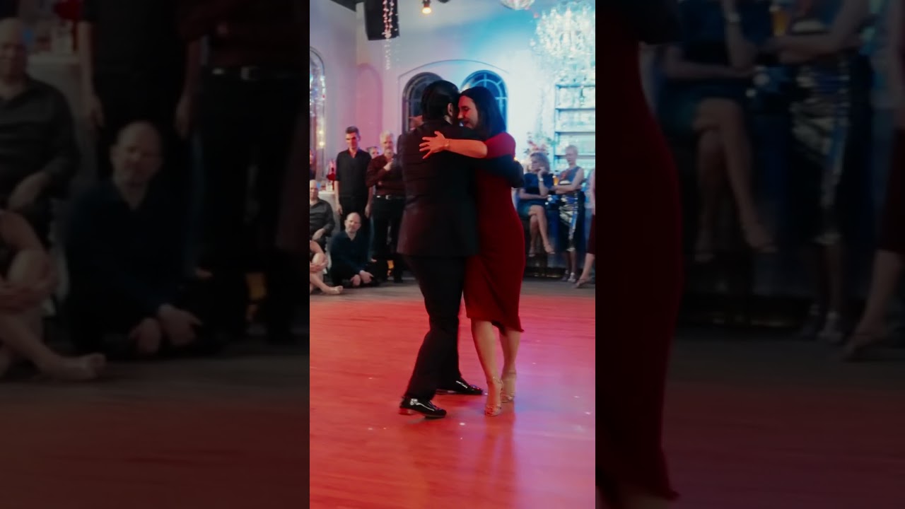 Vals by D'Arienzo - Max Vera & Cornelia Roy I Tango Performance in Berlin