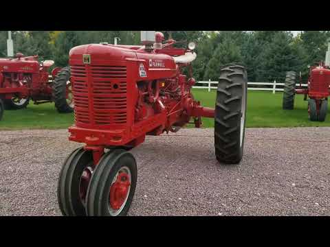 1954 International Tractor (CC-1374065) for sale in Mankato, Minnesota