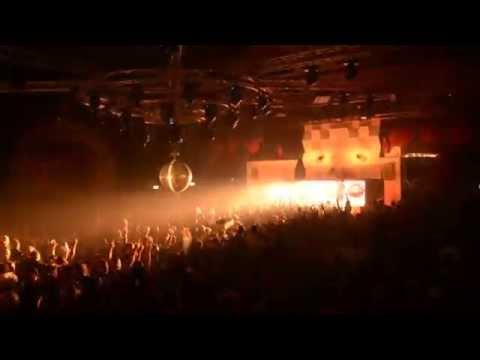 LIVEEEE ASTRONAVE DONOMA - SATURDAY NIGHT 25 OTT '14 @ CIVITANOVA MARCHE