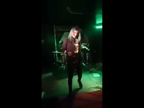 DIS-K47 - DIS-K47 - Novodobé otrokářství ( live, Yacht club, Brno )