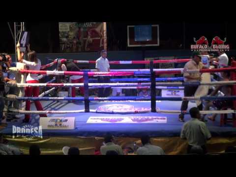 Frederick Castro vs Byron Uriarte - Bufalo Boxing Promotions