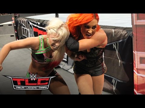 Alexa Bliss takes a bite out of Becky Lynch: WWE TLC 2016