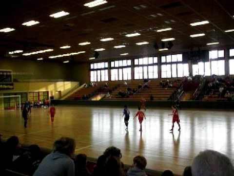 Hallenmasters2010-TennisBorussia006.avi