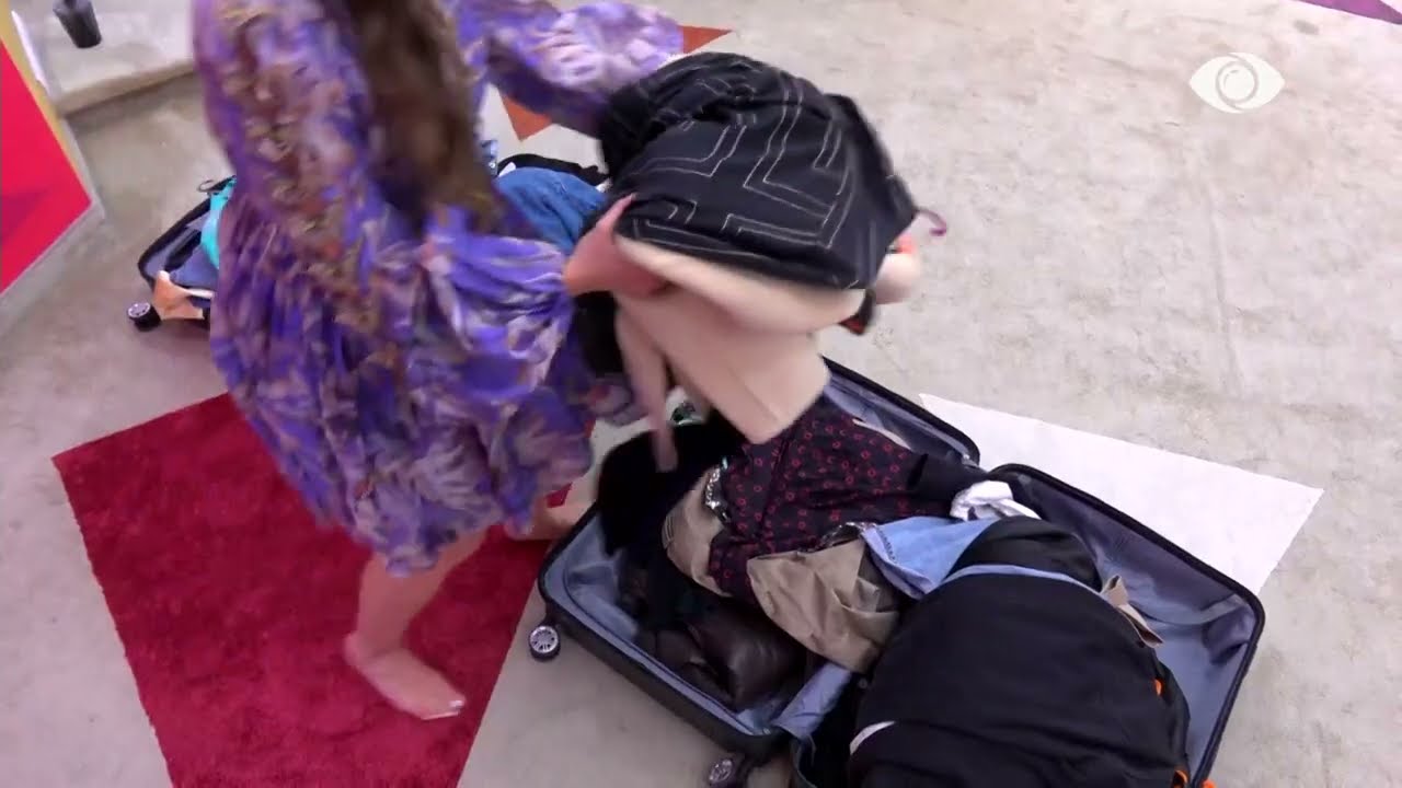 Françeska e përlotur kërkon të dalë nga shtëpia / Jetmiri, Romeo dhe Rike mundohen ta ndalin