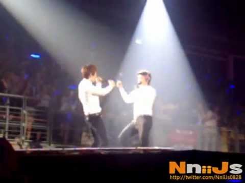[Fancam] 120316 【 EunHae Moment ~♥ 】 SS4 BKK Dancing Out :)