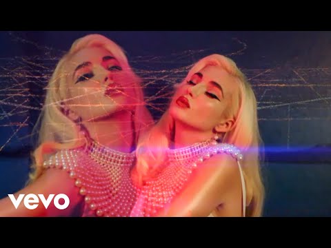 Chløë Black - Waterbed