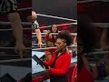 Lola Vice Cashes In Mid Match