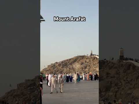 A quiet day at Mount Arafat. Praying to be here for Hajj one day Insha'Allah🙏 #makkah #Hajj #arafat
