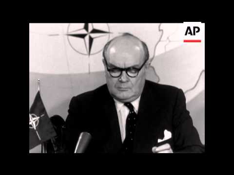 SPAAK GIVES PRESS CONFERENCE - SOUND