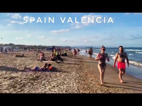 Spain, Valencia Walk 2021: La Malvarrosa / the best sunny beach in Valencia