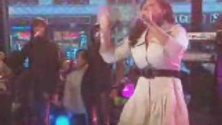 Jazmine Sullivan Lions N TIgers N Bears on Good Morning America