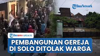 Sejumlah Warga Gelar Aksi Tolak Rencana Pembangunan Gereja di Banyuanyar Solo, Bentangkan Spanduk