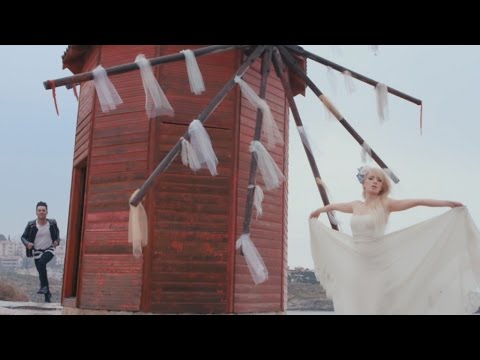 Volga Tamöz Ft. Mervi - Büyüledin