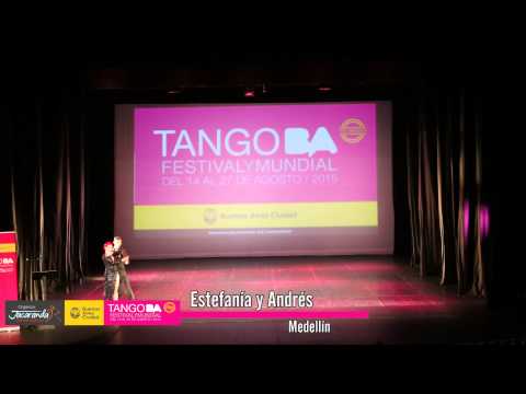 Pareja 06 Estefanía y Andrés