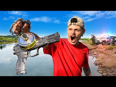 I found a weapon with magnetic fishing.