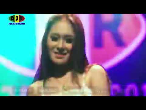 Vita Alvia Iyo Wes Official Musik Video